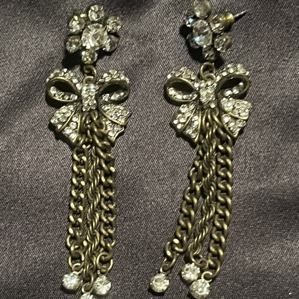 FLOWER AND BOW LADIES RHINESTONE DANGLING EARRINGS